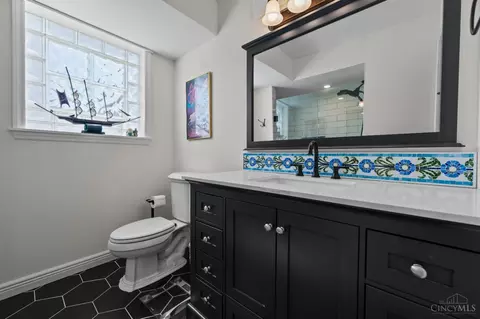 Bath - 4073 Mantell Ave, Cincinnati, OH 45236 photo 1 of 4
