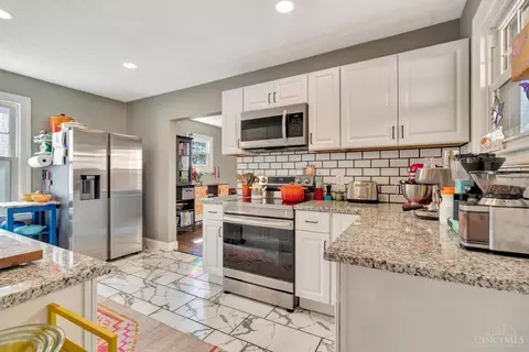 Kitchen - 710 Ross Ave, Saint Bernard, OH 45217 photo 2 of 5