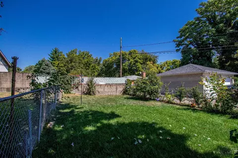 Exterior - 710 Ross Ave, Saint Bernard, OH 45217 photo 3 of 11