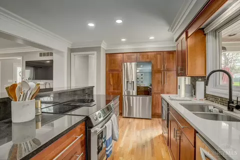 Kitchen - 8317 Jakaro Dr, Cincinnati, OH 45255 photo 1 of 3