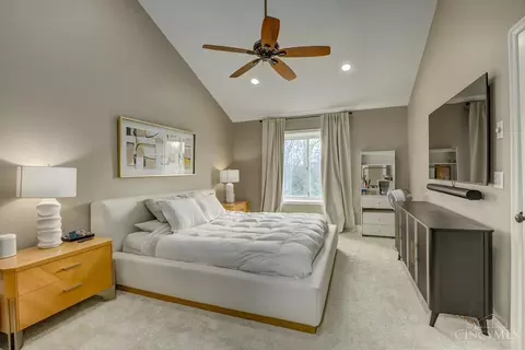 Bedroom - 8317 Jakaro Dr, Cincinnati, OH 45255 photo 1 of 4