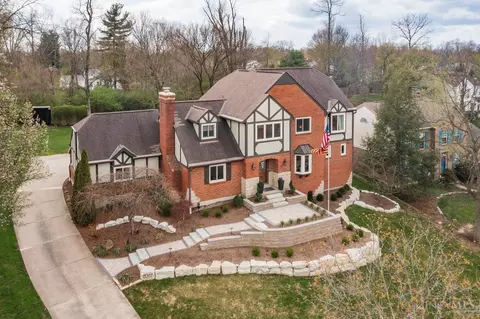 8317 Jakaro Dr, Cincinnati, OH 45255