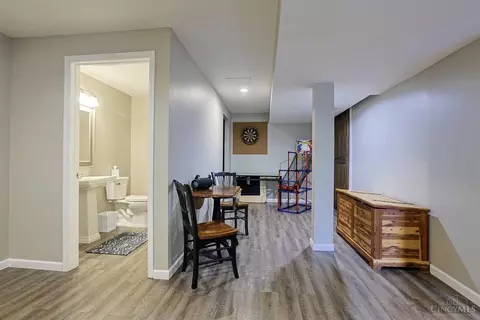 Entry Way - 396 Barney Ct, Harrison, OH 45030 photo 4 of 6
