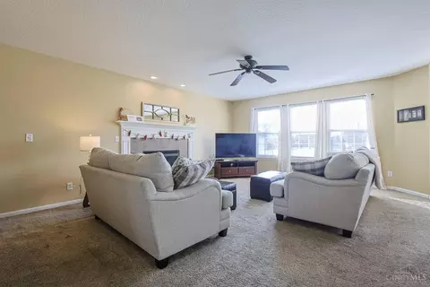 Living - 396 Barney Ct, Harrison, OH 45030 photo 2 of 4