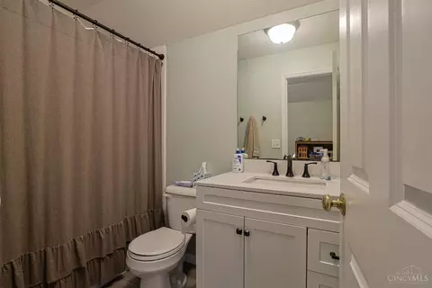 Bath - 396 Barney Ct, Harrison, OH 45030 photo 5 of 5