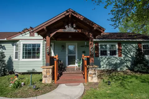 300 Arcadia Dr, Middletown, OH 45042
