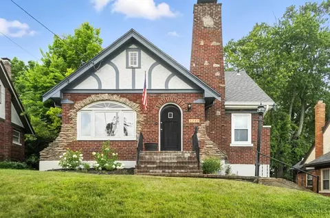3345 Meyer Pl, Cincinnati, OH 45211