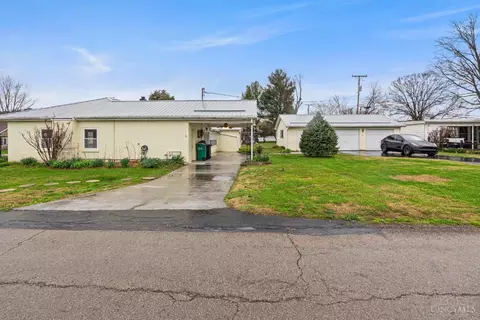 Exterior - 1710 Ridgeway Rd, Aberdeen, OH 45101 photo 5 of 5