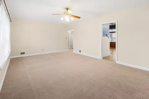 Living - 1710 Ridgeway Rd, Aberdeen, OH 45101 photo 1 of 5