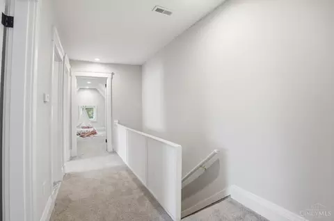 Entry Way - 759 Mcmakin Ave, Cincinnati, OH 45232 photo 5 of 5