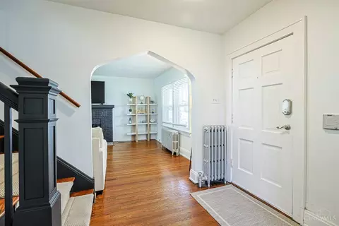 Entry Way - 6711 Alpine Ave, Silverton, OH 45236 photo 2 of 2