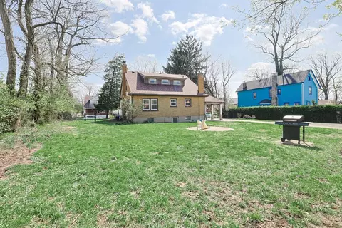 Exterior - 6711 Alpine Ave, Silverton, OH 45236 photo 7 of 8