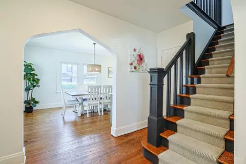 Entry Way - 6711 Alpine Ave, Silverton, OH 45236 photo 1 of 2