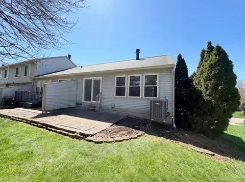 Exterior - 5550 Regimental Pl, Cincinnati, OH 45239 photo 3 of 5
