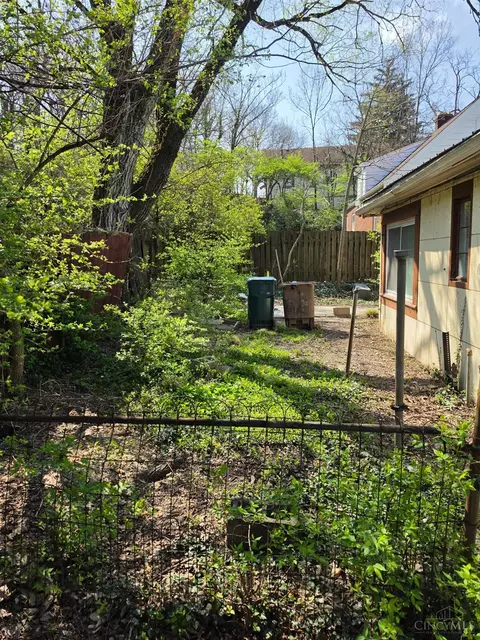 Exterior - 3321 Glenway Ave, Cincinnati, OH 45205 photo 3 of 3
