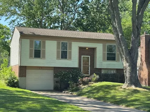 5801 Patrick Henry Dr, Milford, OH 45150