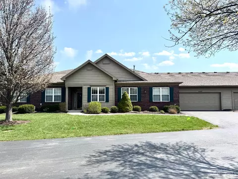 6889 Gentry Ln, Mason, OH 45040