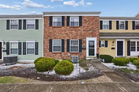 125 Chapel Hill Dr, Fairfield, OH 45014