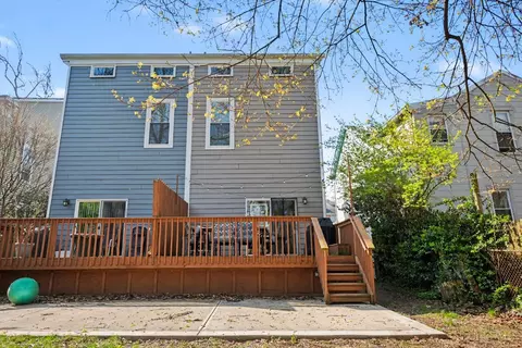 Exterior - 1720 Dexter Ave, Cincinnati, OH 45206 photo 5 of 9