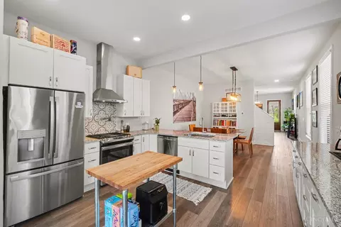 Kitchen - 1720 Dexter Ave, Cincinnati, OH 45206 photo 1 of 3