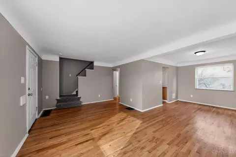 Living - 5018 Rapid Run Rd, Cincinnati, OH 45238 photo 3 of 3
