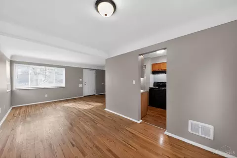 Entry Way - 5018 Rapid Run Rd, Cincinnati, OH 45238 photo 1 of 2
