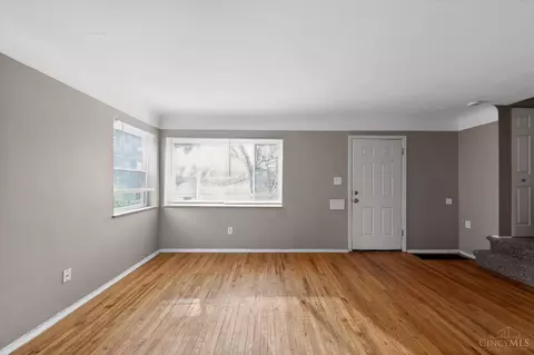 Living - 5018 Rapid Run Rd, Cincinnati, OH 45238 photo 1 of 3