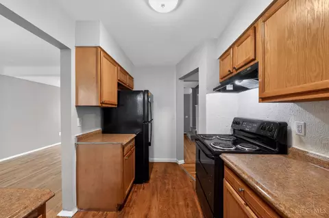 Kitchen - 5018 Rapid Run Rd, Cincinnati, OH 45238 photo 3 of 3