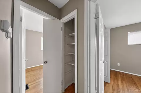 Entry Way - 5018 Rapid Run Rd, Cincinnati, OH 45238 photo 2 of 2