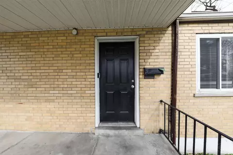 Exterior - 5018 Rapid Run Rd, Cincinnati, OH 45238 photo 5 of 8