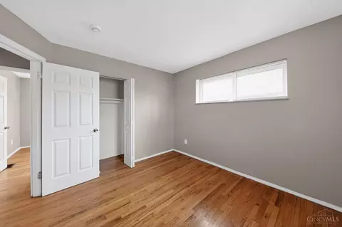 Bedroom - 5018 Rapid Run Rd, Cincinnati, OH 45238 photo 4 of 5