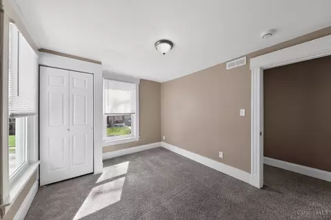 Bedroom - 3830 Iberis Ave, Cincinnati, OH 45213 photo 1 of 4