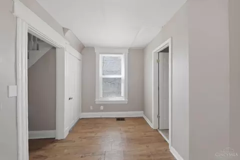 Entry Way - 3830 Iberis Ave, Cincinnati, OH 45213 photo 1 of 4