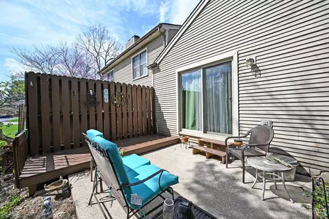 Exterior - 3638 Parfore Ct, Cincinnati, OH 45245 photo 3 of 8