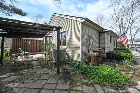 Exterior - 3638 Parfore Ct, Cincinnati, OH 45245 photo 8 of 8