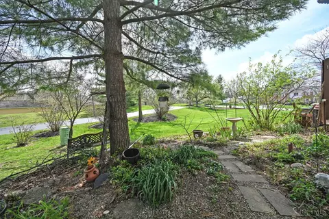 Exterior - 3638 Parfore Ct, Cincinnati, OH 45245 photo 5 of 8