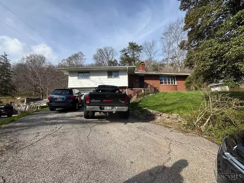 1681 Rosemount Rd, Portsmouth, OH 45662