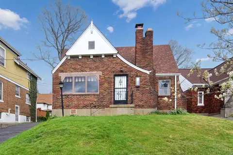 2512 Moundview Dr, Norwood, OH 45212