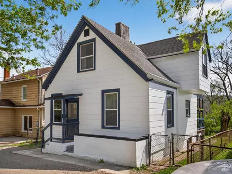 Exterior - 3310 River Rd, Cincinnati, OH 45204 photo 7 of 9