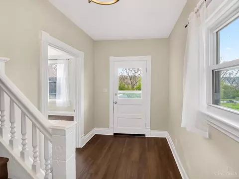 Entry Way - 3310 River Rd, Cincinnati, OH 45204 photo 1 of 1
