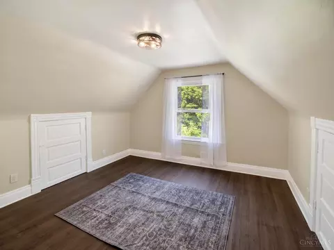 Bedroom - 3310 River Rd, Cincinnati, OH 45204 photo 1 of 4