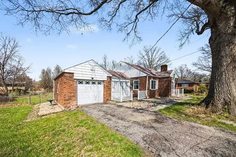 Exterior - 722 Compton Rd, Cincinnati, OH 45231 photo 1 of 5