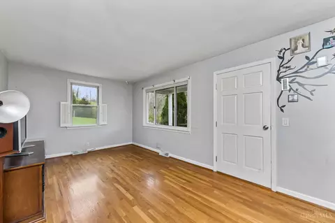 Living - 7734 Forest Rd, Cincinnati, OH 45255 photo 1 of 3