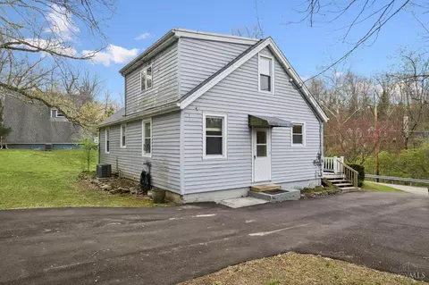 Exterior - 7734 Forest Rd, Cincinnati, OH 45255 photo 4 of 8