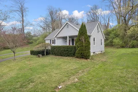 Exterior - 7734 Forest Rd, Cincinnati, OH 45255 photo 2 of 8