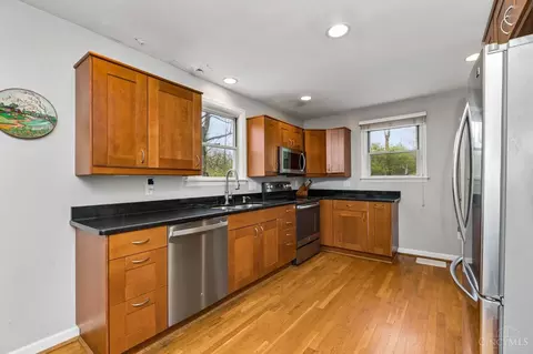 Kitchen - 7734 Forest Rd, Cincinnati, OH 45255 photo 1 of 5
