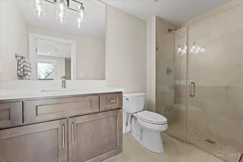 Bath - 3906 Edwards Rd, Cincinnati, OH 45209 photo 5 of 5