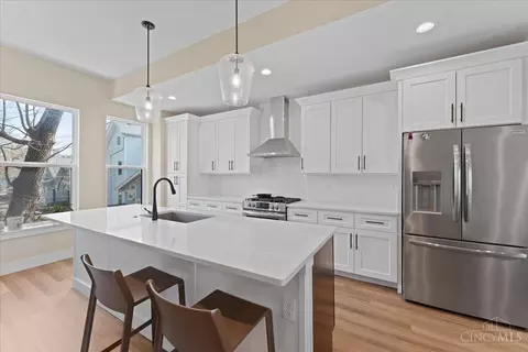 Kitchen - 3906 Edwards Rd, Cincinnati, OH 45209 photo 1 of 7
