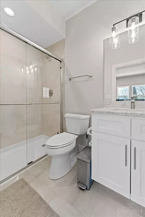 Bath - 3906 Edwards Rd, Cincinnati, OH 45209 photo 2 of 5