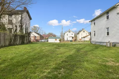 5106 Conway St, Cincinnati, OH 45227